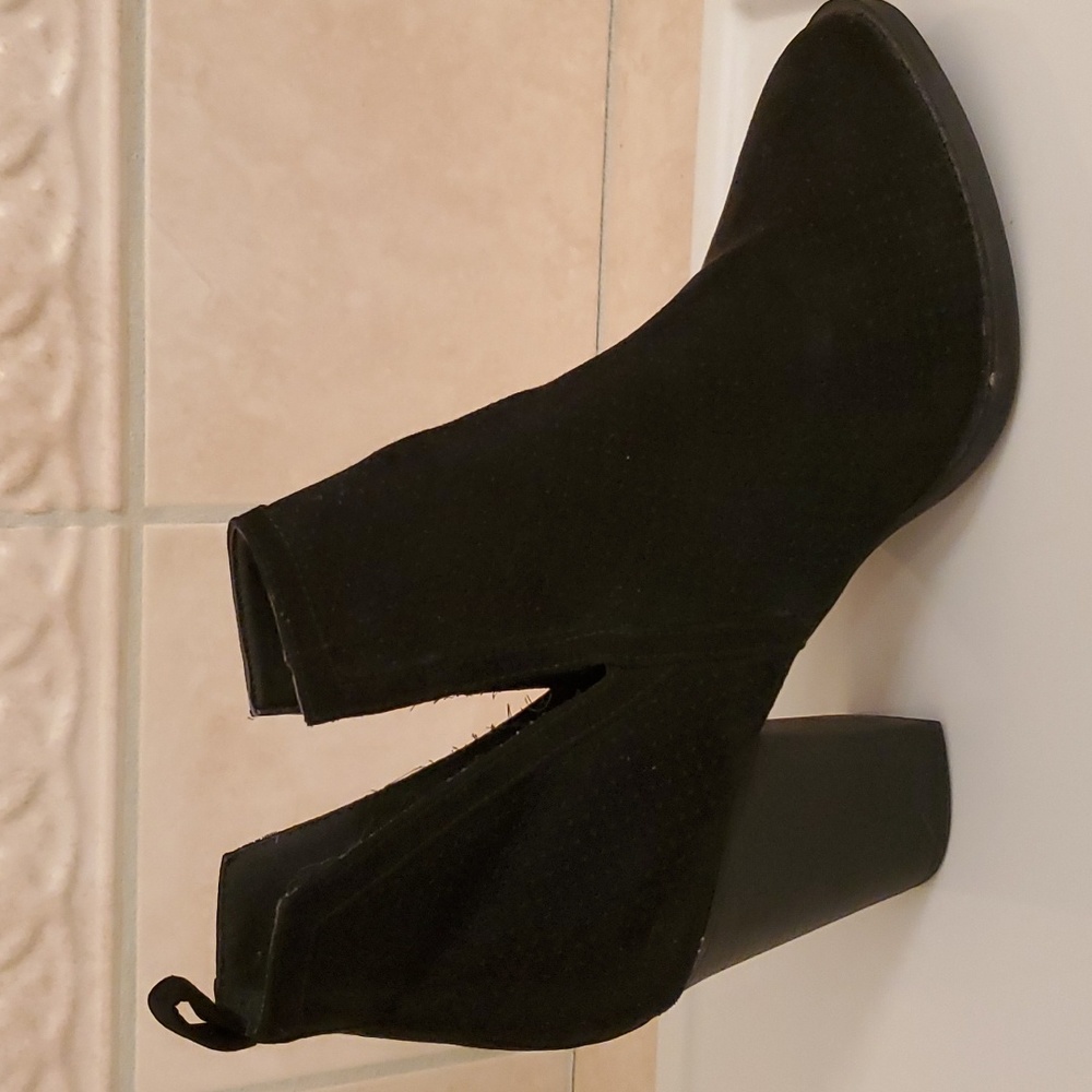 JustFab Women's Messina Black Ankle Boots Size 8.5